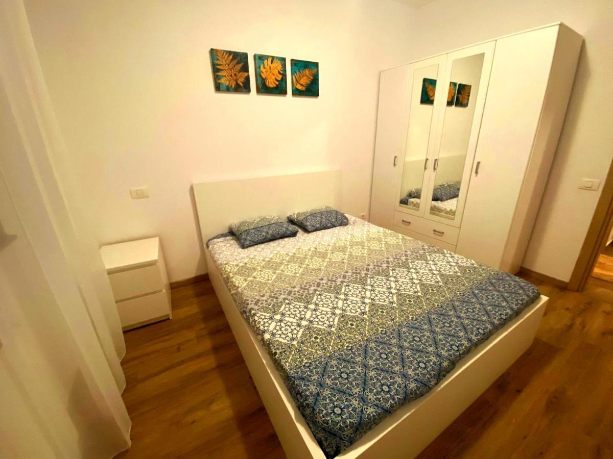 Bellagio - Cozy Apartment With Free Gym Bukarest Exteriör bild