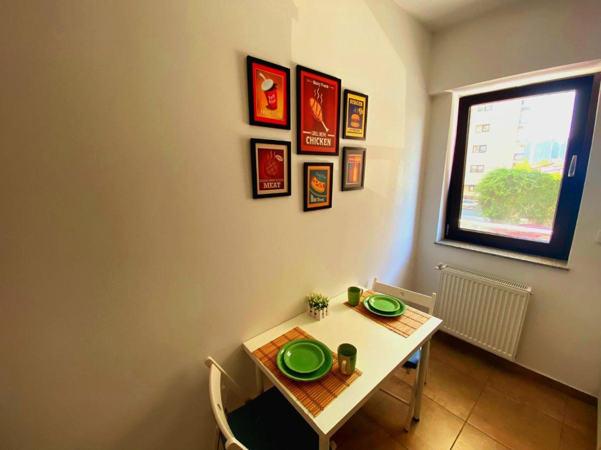 Bellagio - Cozy Apartment With Free Gym Bukarest Exteriör bild